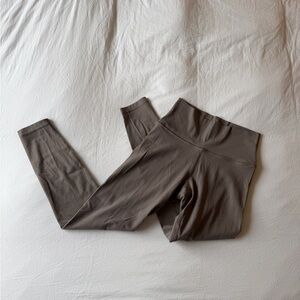 Aritzia Butter Leggings - Medium